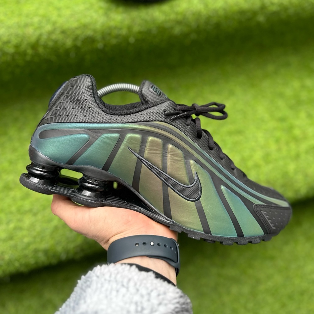 Brand New Shoes Nike Shox R4 SE Black Seaweed Men’s Authentic Sneakers 10.5 US